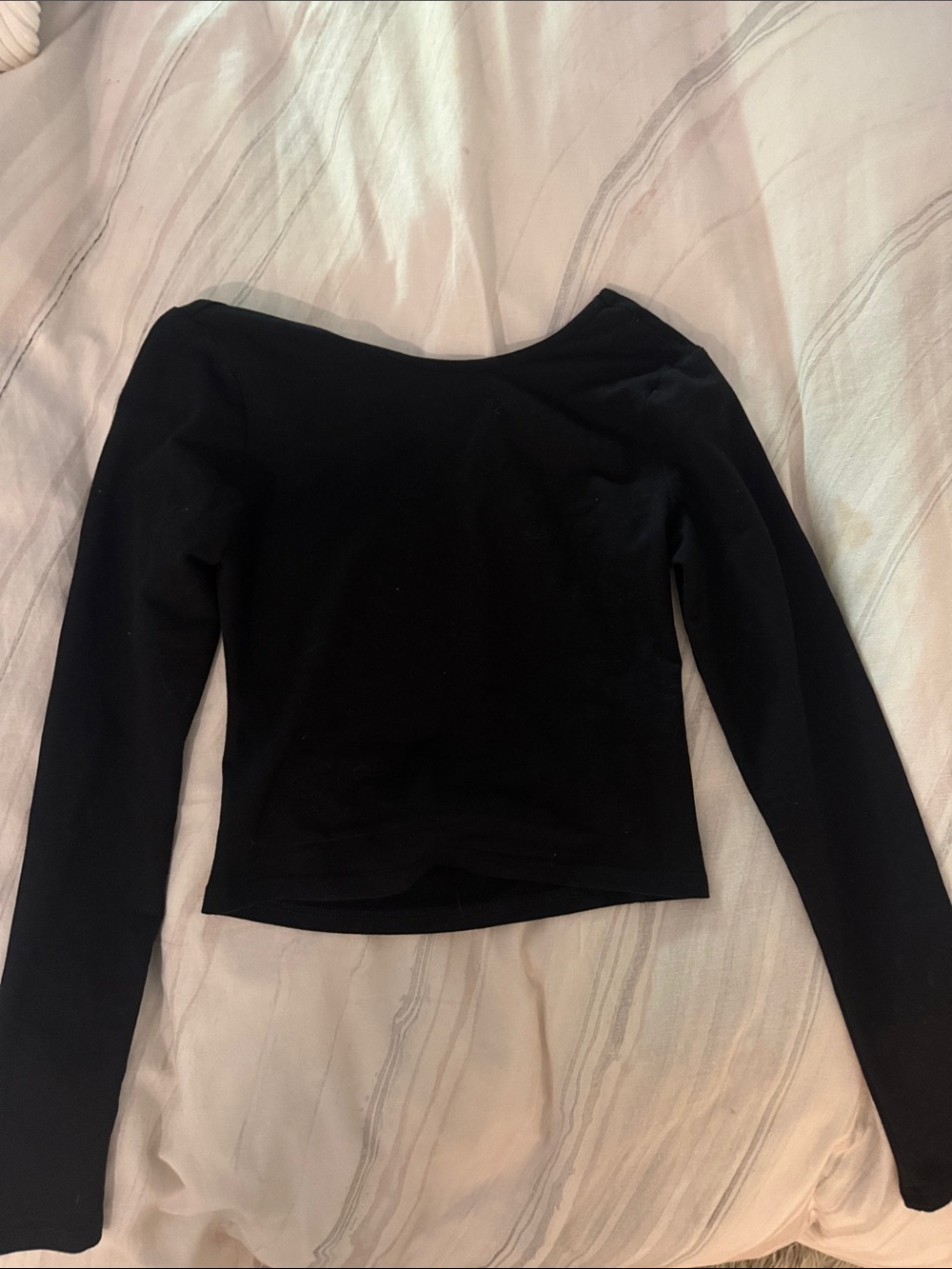 Black Long-Sleeve Off-Shoulder Women's Top with Open Back Cut-out